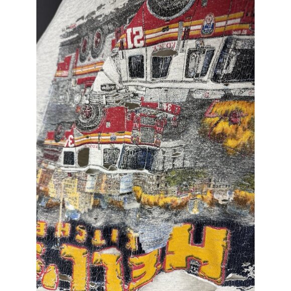 Vintage Y2K Hell's Hells Kitchen Fire Department New York FDNY Truck Thrashed - Picture 6 of 16